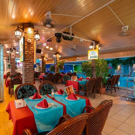 Orient Hotel 3*